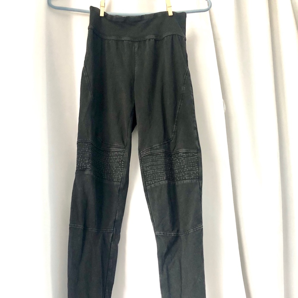 BP Textured Leggings